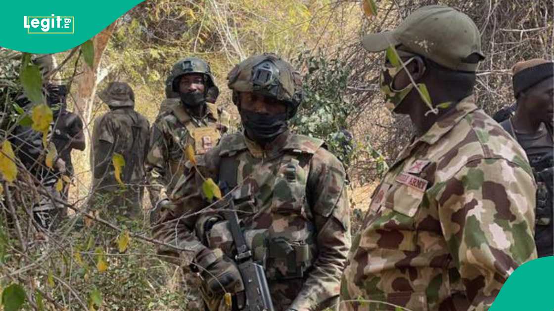 Sojoji sun fafata da 'yan ta'adda a Borno Sojoji sun fafata da 'yan ta'adda a Borno