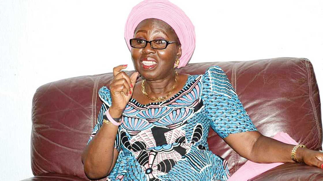 Breaking: Akeredolu’s wife, security aide test positive for COVID-19 Breaking: Akeredolu’s wife, security aide test positive for COVID-19