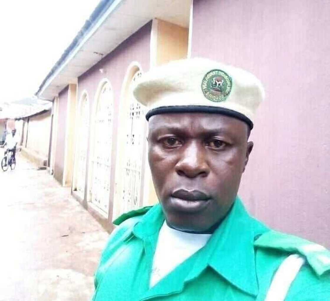 Direba ya mayar wa 'yan kasuwa N500,000 da suka manta da ita a Kekensa Direba ya mayar wa 'yan kasuwa N500,000 da suka manta da ita a Kekensa