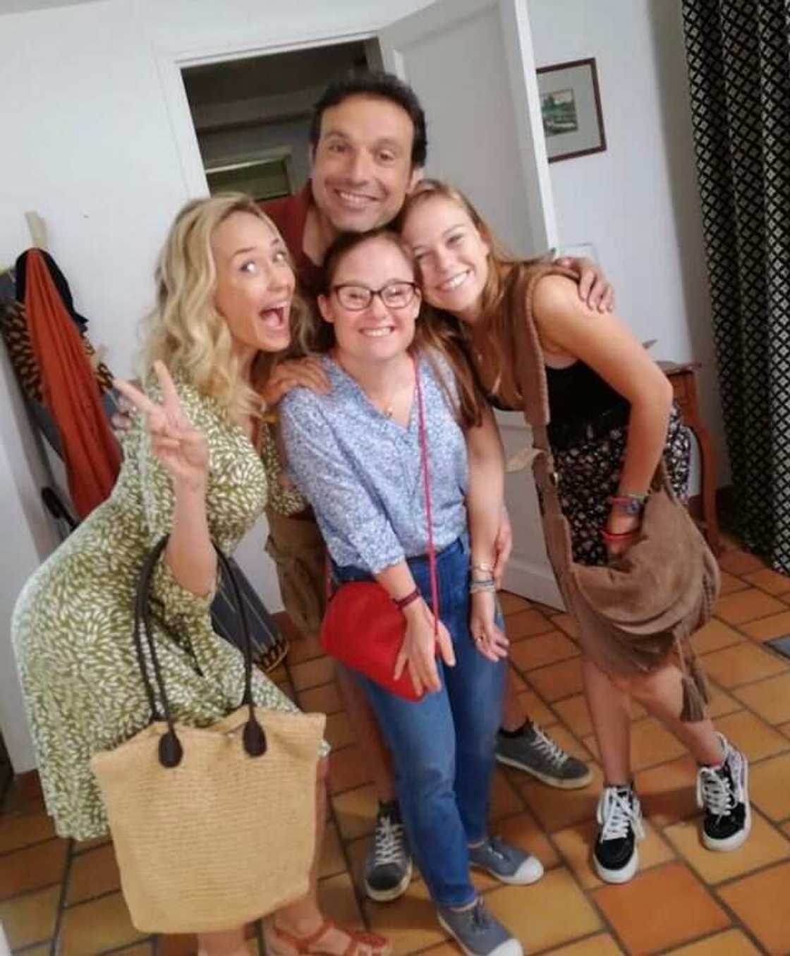 Hélène de Fougerolles : elle parle de sa fille Shana Hubert Hélène de Fougerolles : elle parle de sa fille Shana Hubert