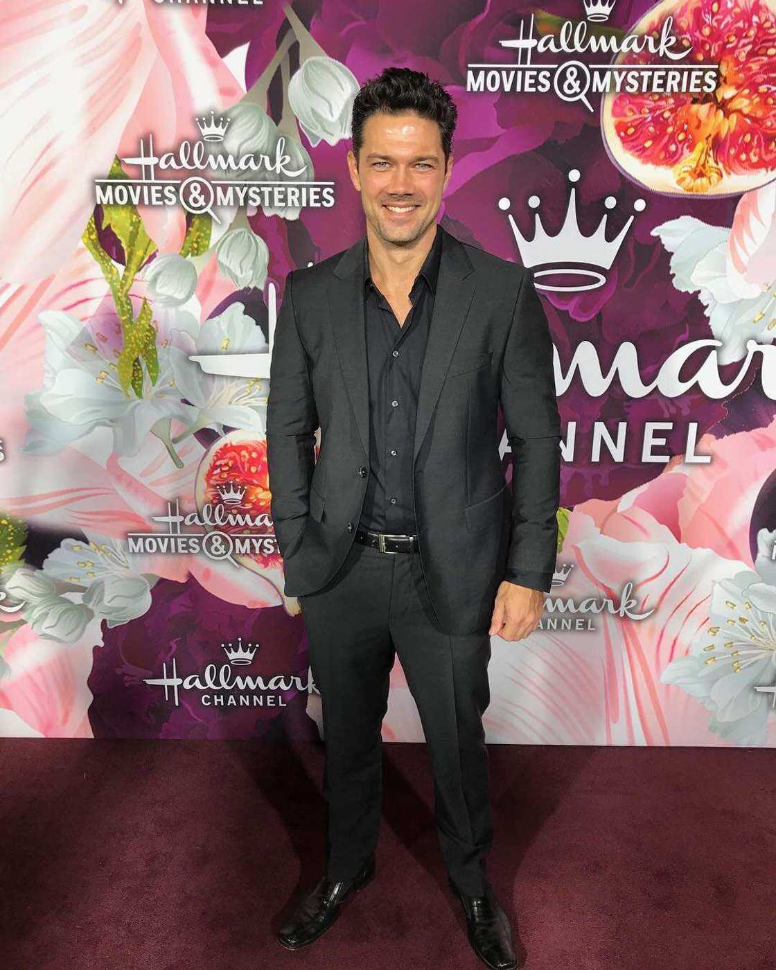 Ryan Paevey Ryan Paevey