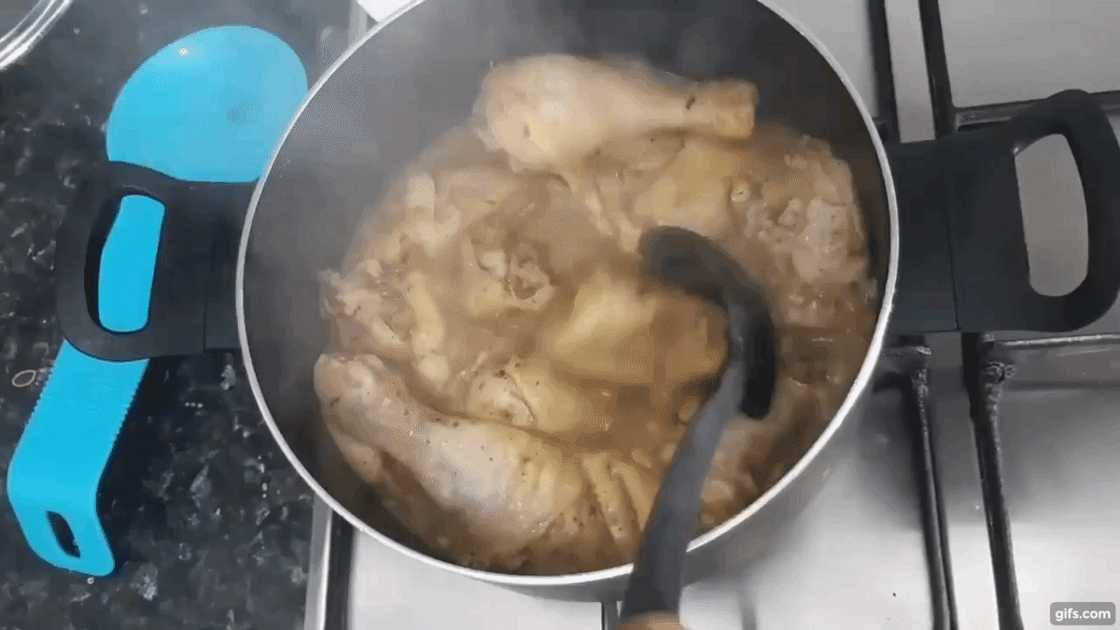 Nigerian chicken sauce