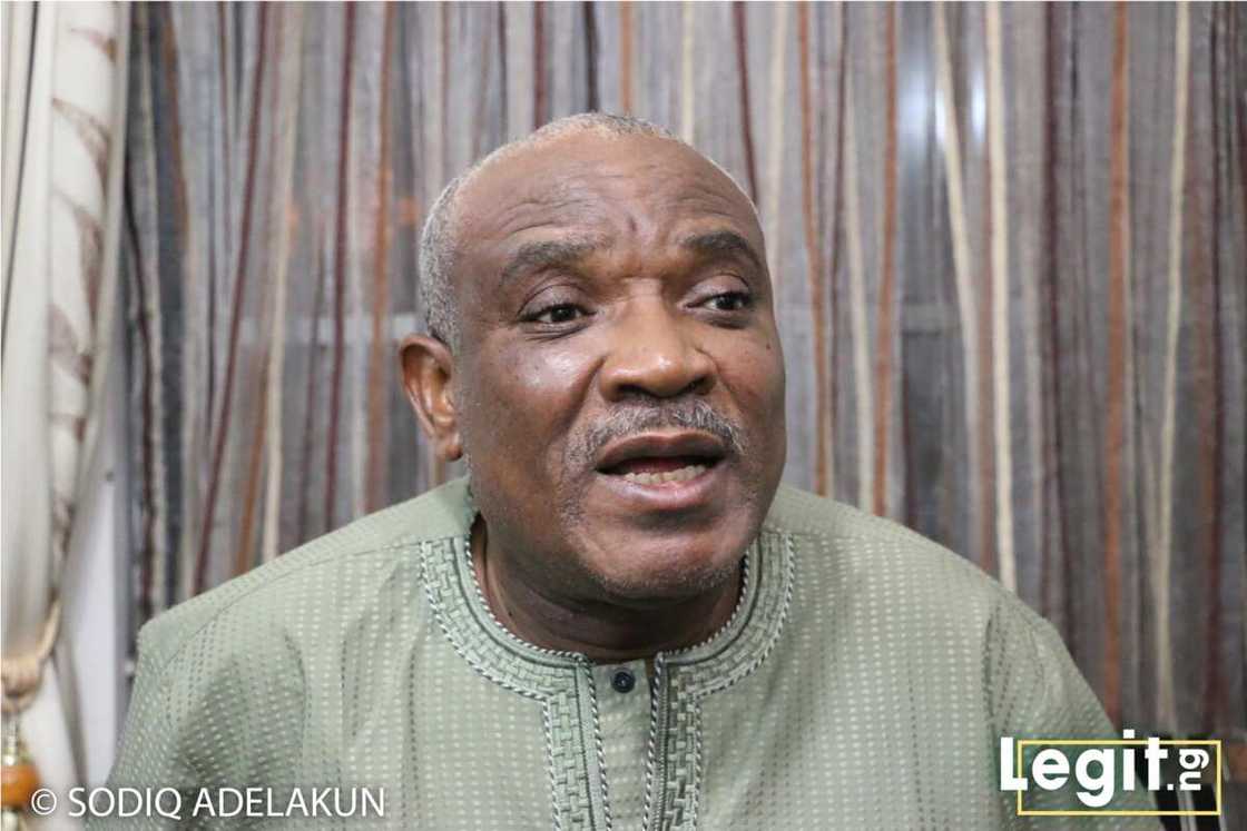 Obono-Obla: Hukumar ICPC ta fadawa Alkali yadda tsohon Hadimin Buhari ya saci kudi Obono-Obla: Hukumar ICPC ta fadawa Alkali yadda tsohon Hadimin Buhari ya saci kudi