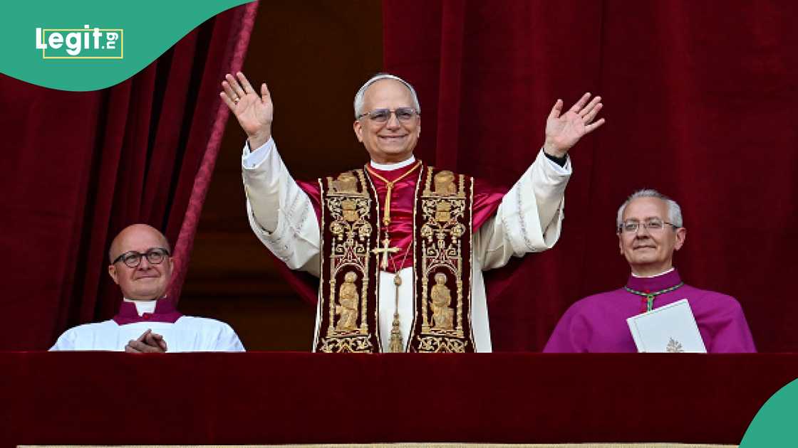 Pope Leo XIV greets the satellite for the archetypal time Pope Leo XIV greets the satellite for the archetypal time