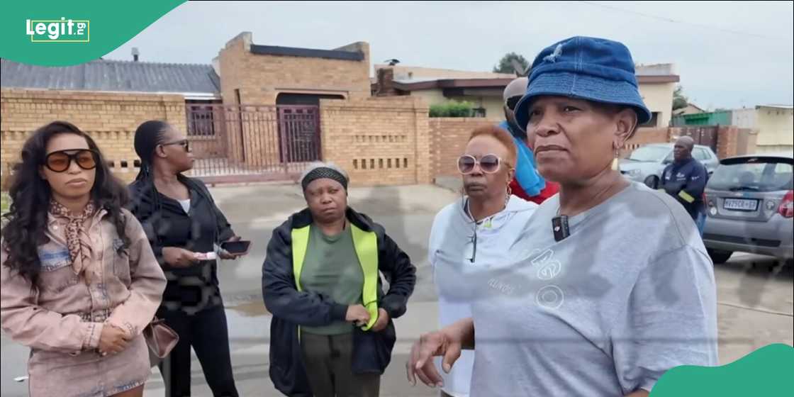 South African locals harassed Ghanaian migrants in viral videos