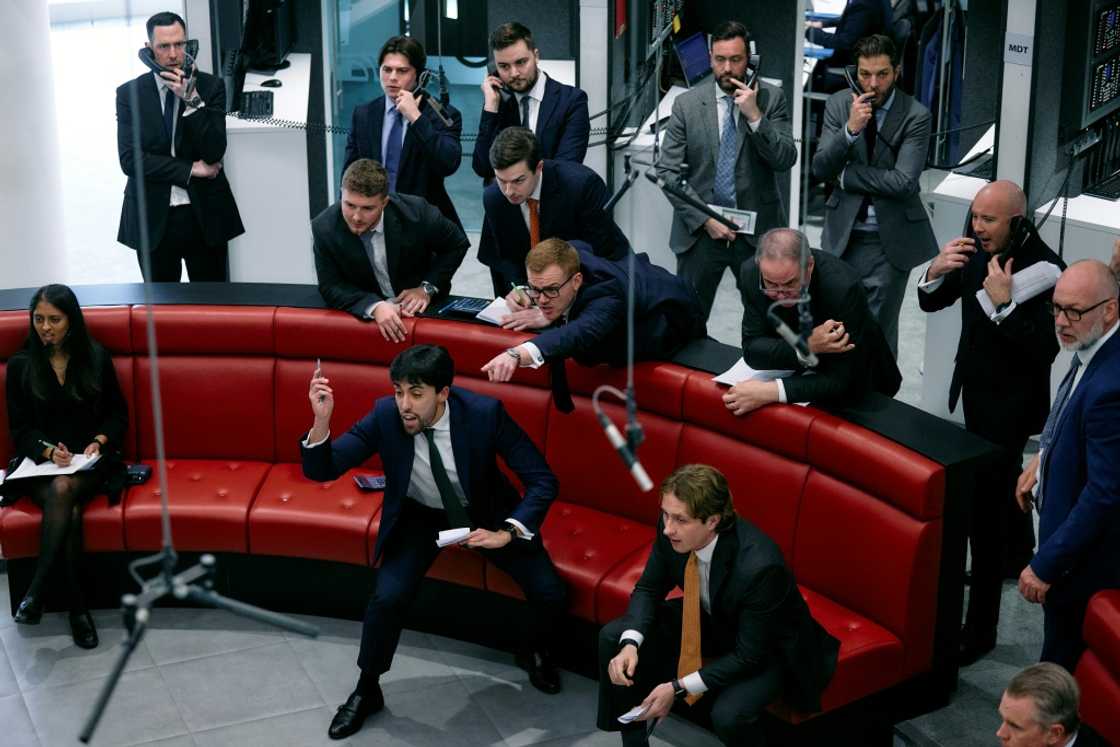The London Metal Exchange and its open-outcry tradition began towards the end of the 19th century The London Metal Exchange and its open-outcry tradition began towards the end of the 19th century