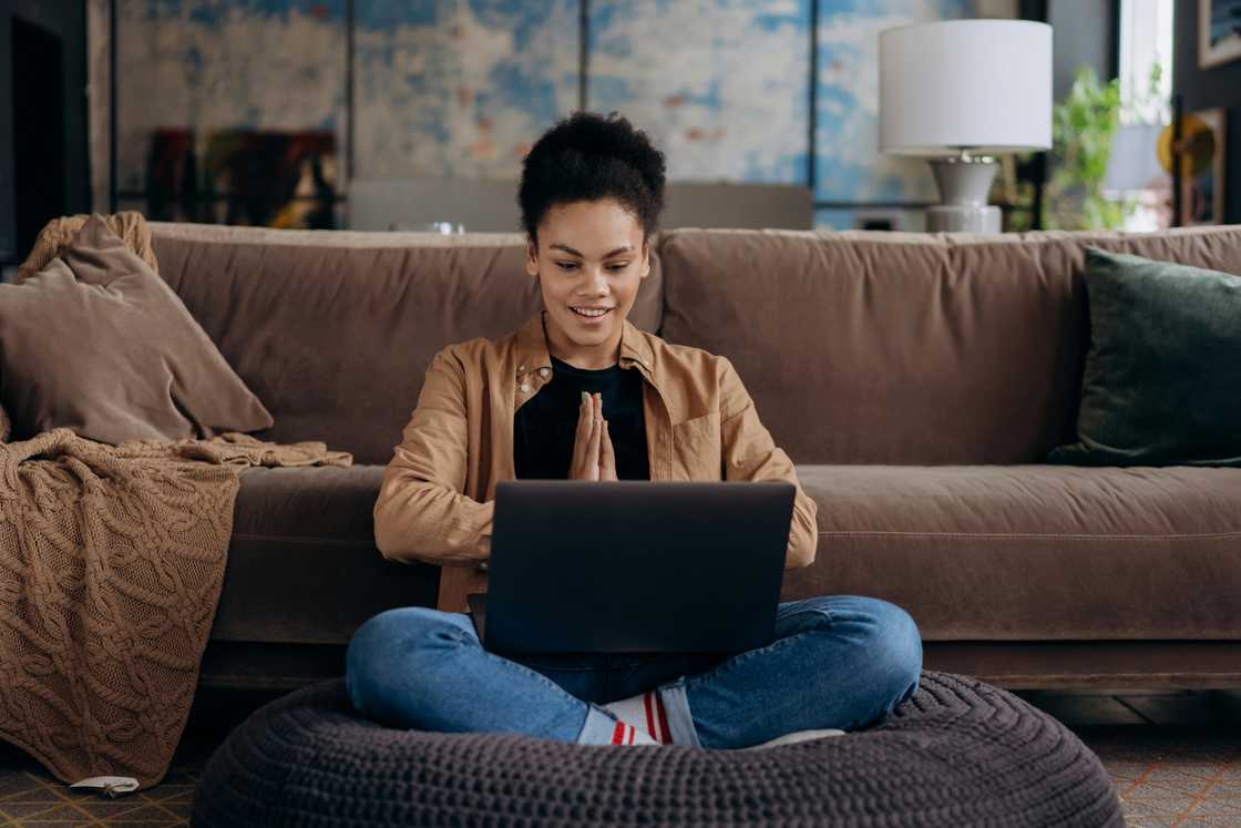 A lady using a laptop A lady using a laptop