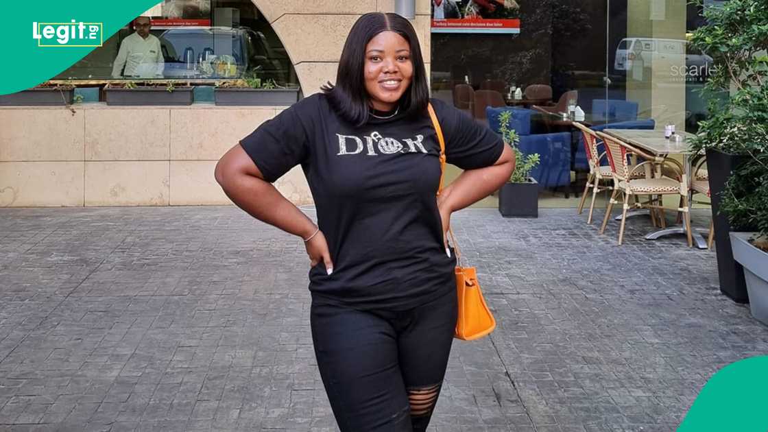 Nigerian lady cautions women against using their money to marry a man, generates mixed reactions Nigerian lady cautions women against using their money to marry a man, generates mixed reactions