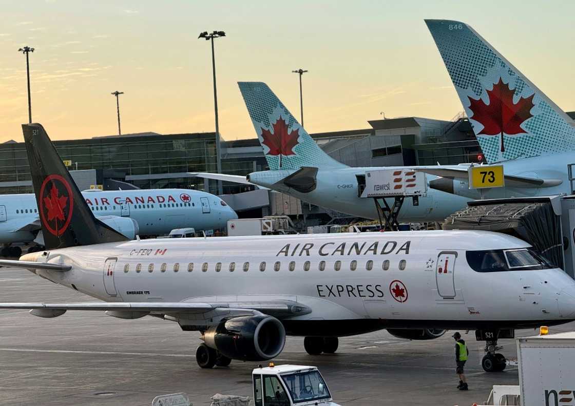 Air Canada says it has reached a last-minute deal with its pilots to avert a strike that would have grounded flights