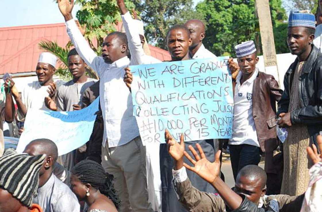 State workers without salary State workers without salary