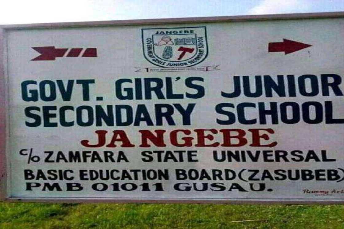 Rashin tsaro: An bude makarantun Zamfara bayan kwashe wata 4 a garkame Rashin tsaro: An bude makarantun Zamfara bayan kwashe wata 4 a garkame