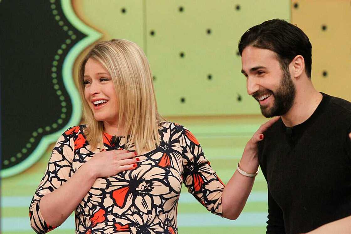 who is Sara Haines married to? who is Sara Haines married to?