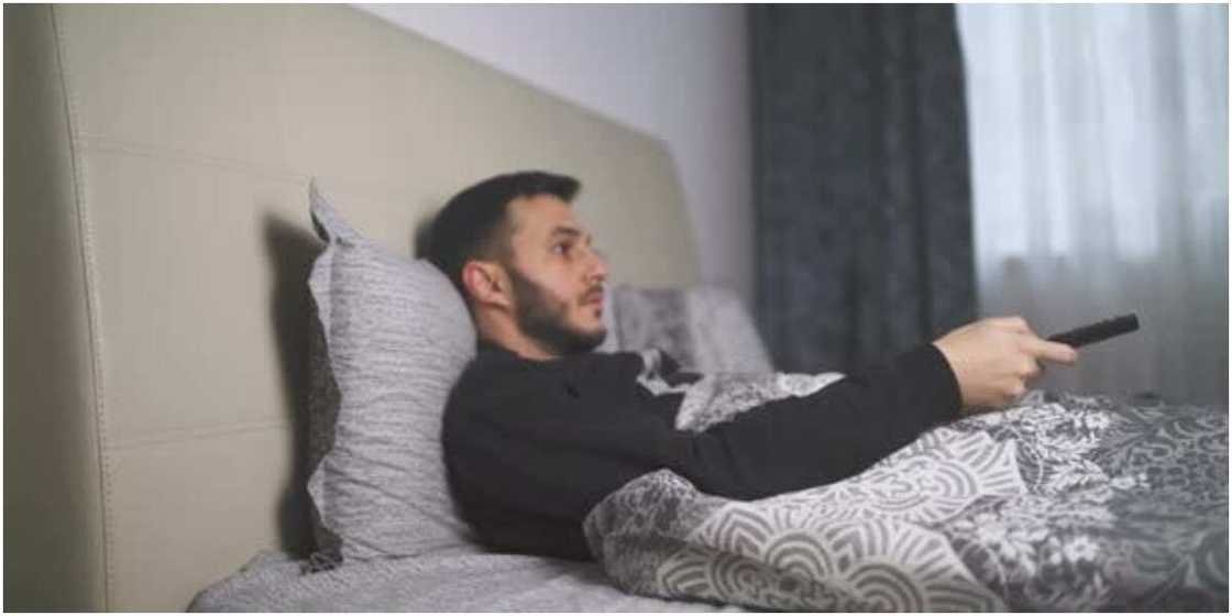 Applications currently ongoing for job where people are paid N13.5 a year just for lying in bed all day Applications currently ongoing for job where people are paid N13.5 a year just for lying in bed all day