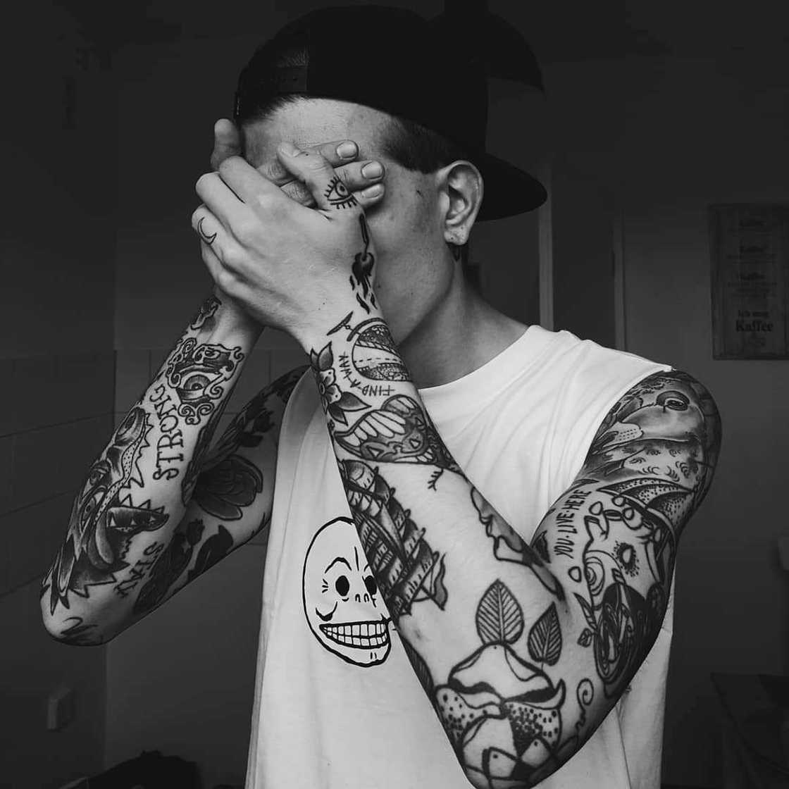 mens arm tattoos mens arm tattoos