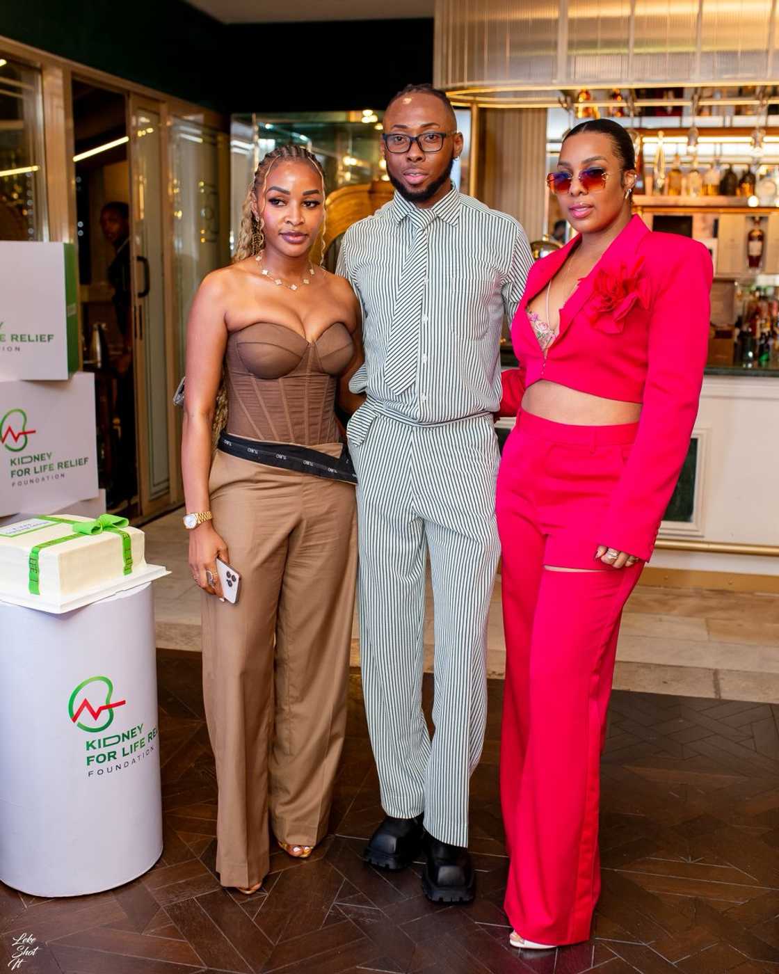 Lagos top 1 percent came to celebrate Efe Tommy’s 40th birthday and official launch of the Kidney for Life Relief Foundation. Lagos top 1 percent came to celebrate Efe Tommy’s 40th birthday and official launch of the Kidney for Life Relief Foundation.