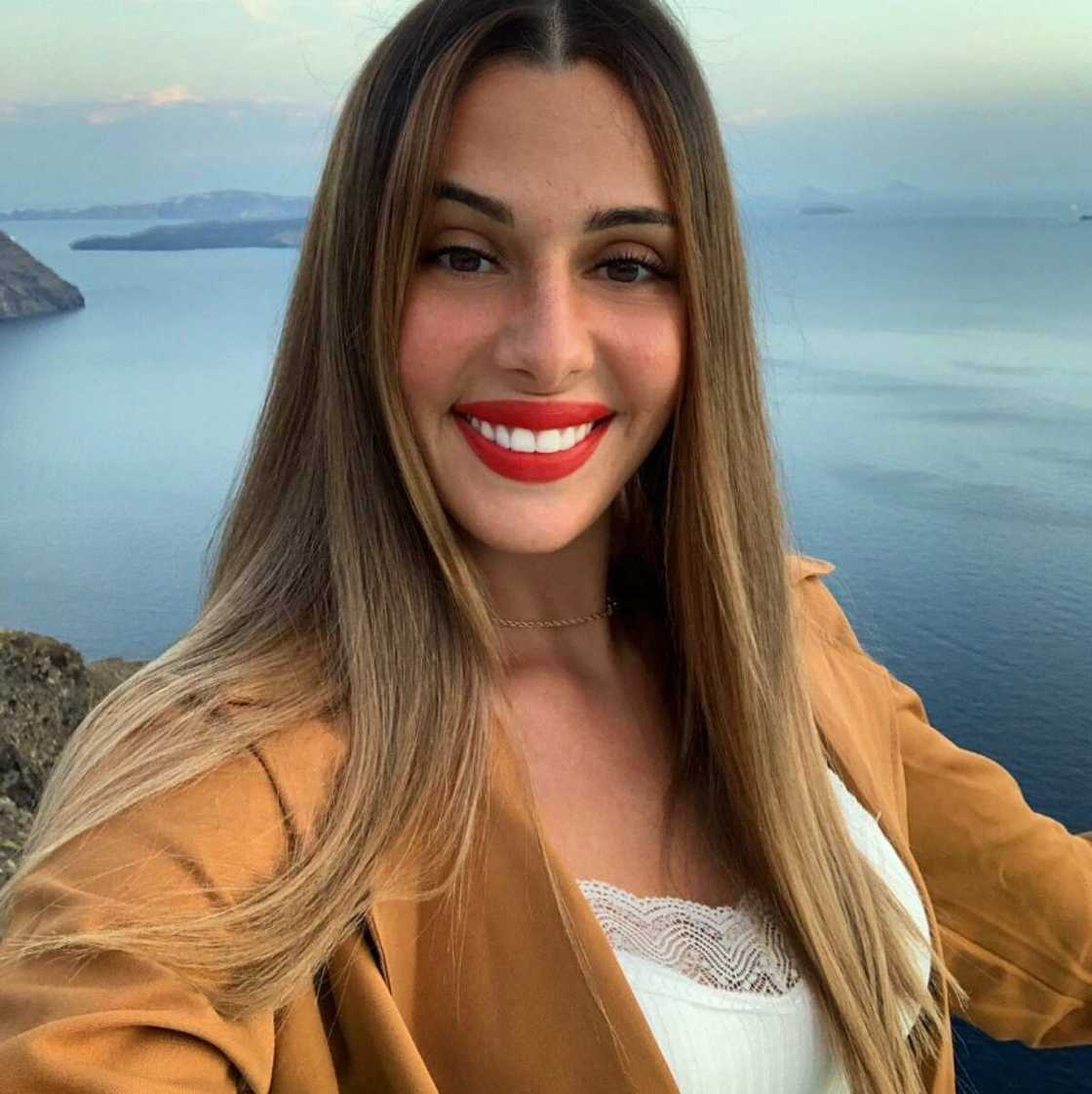 Coralie Porrovecchio Coralie Porrovecchio