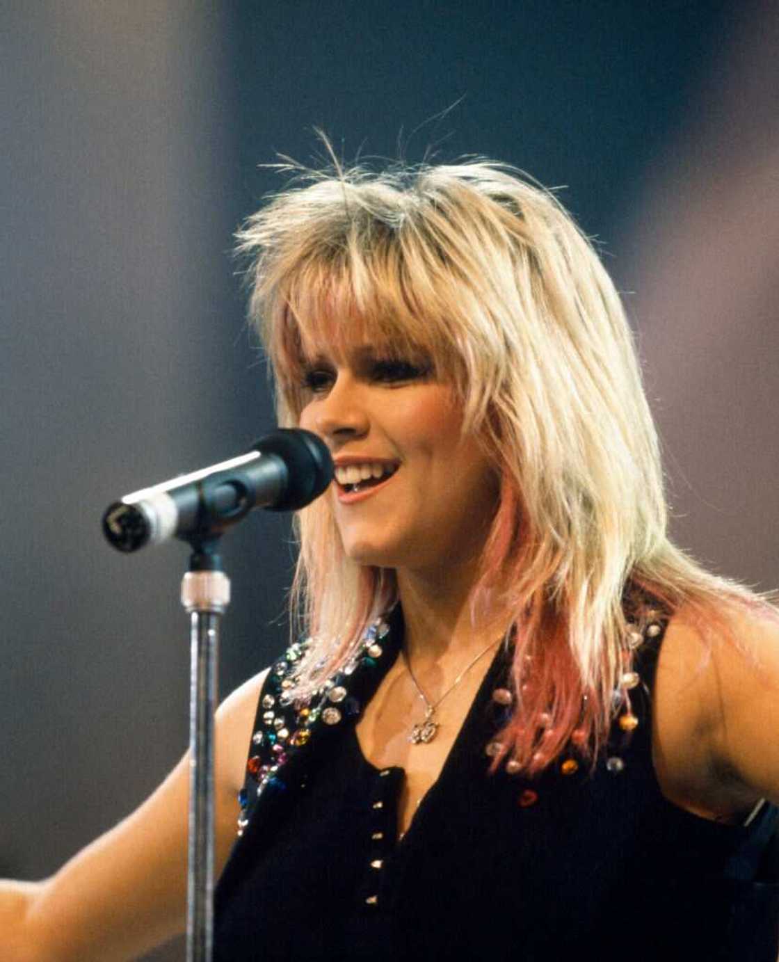 Samantha Fox âgée de 20 ans Samantha Fox âgée de 20 ans