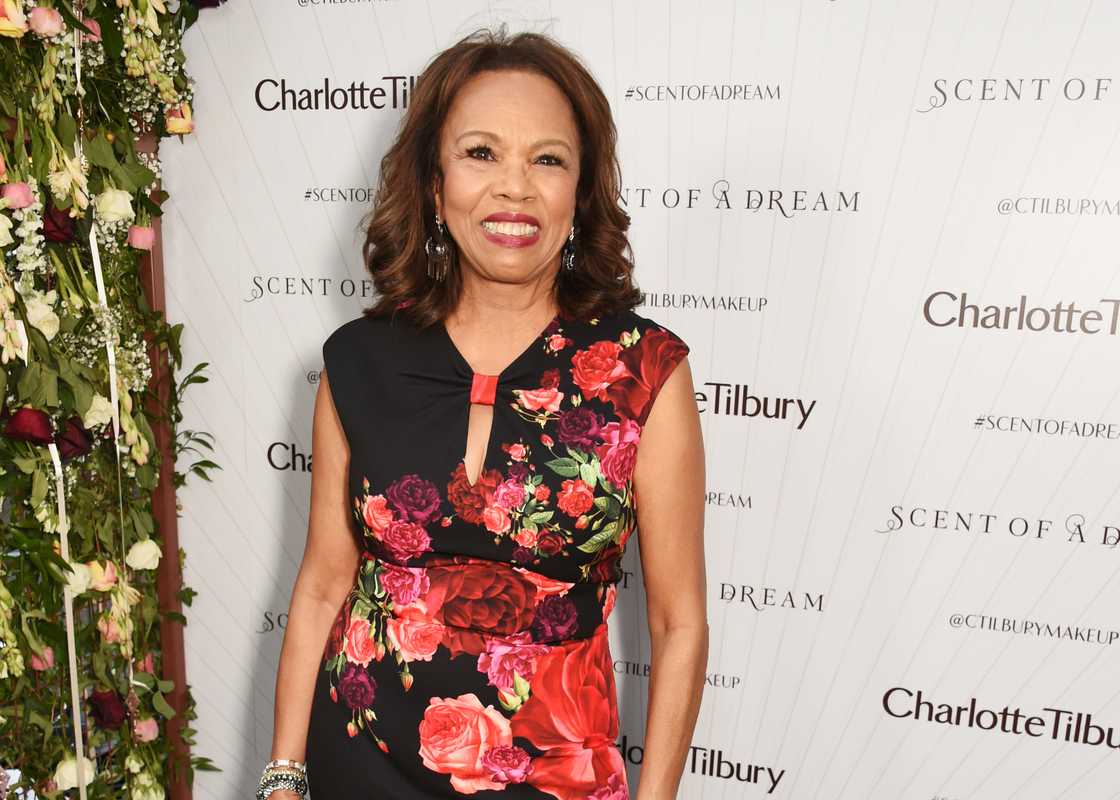 Candi Staton attends arsenic  Charlotte Tilbury celebrates the motorboat  of her archetypal  fragrance "Scent Of A Dream" with 'face' Kate Moss, featuring a unrecorded  show  by Candi Staton