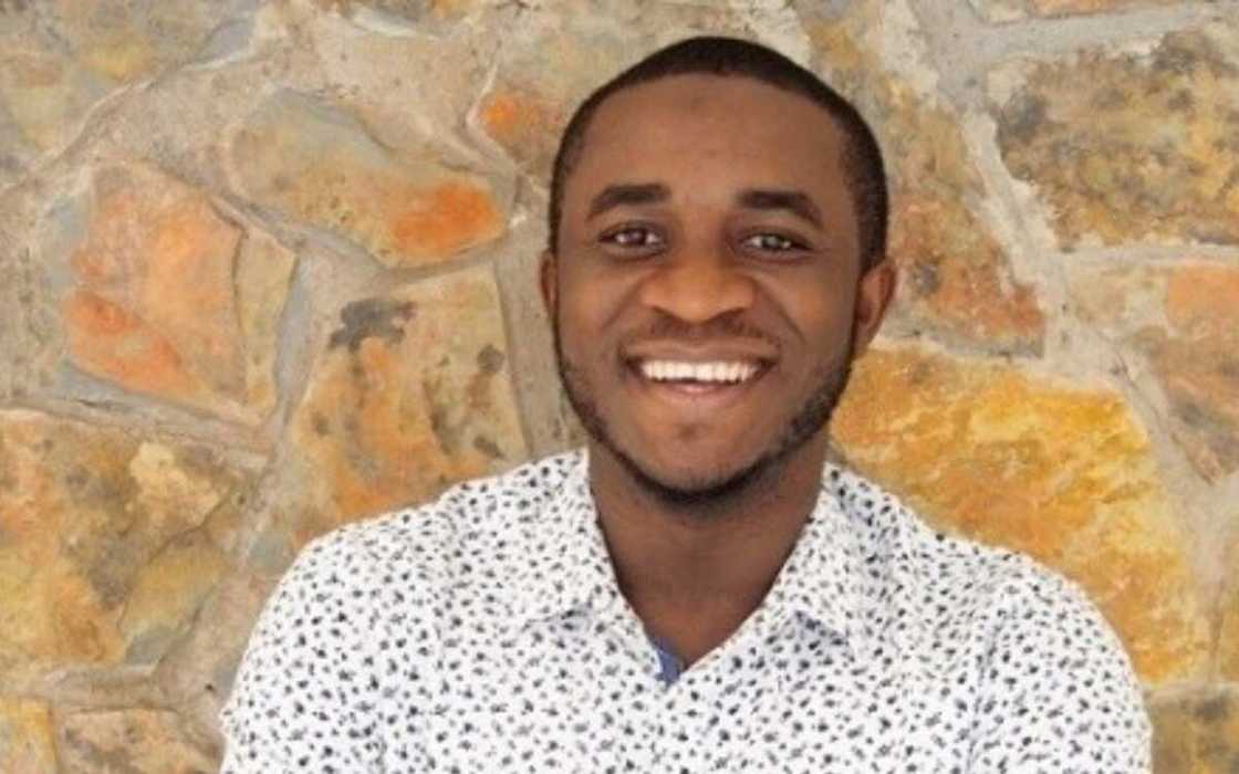 Invictus Obi: Mutumin Najeriya da ya yi damfarar Naira Biliyan 5 zai shafe shekaru 10 a kurkuku Invictus Obi: Mutumin Najeriya da ya yi damfarar Naira Biliyan 5 zai shafe shekaru 10 a kurkuku