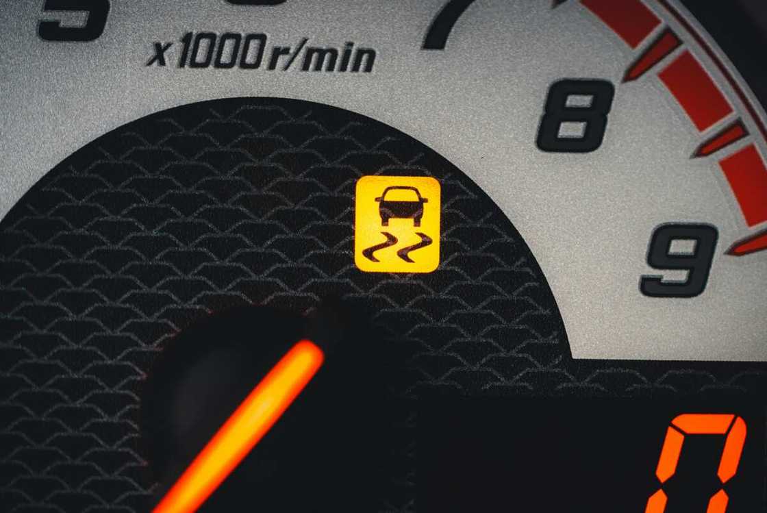 Traction control light Traction control light