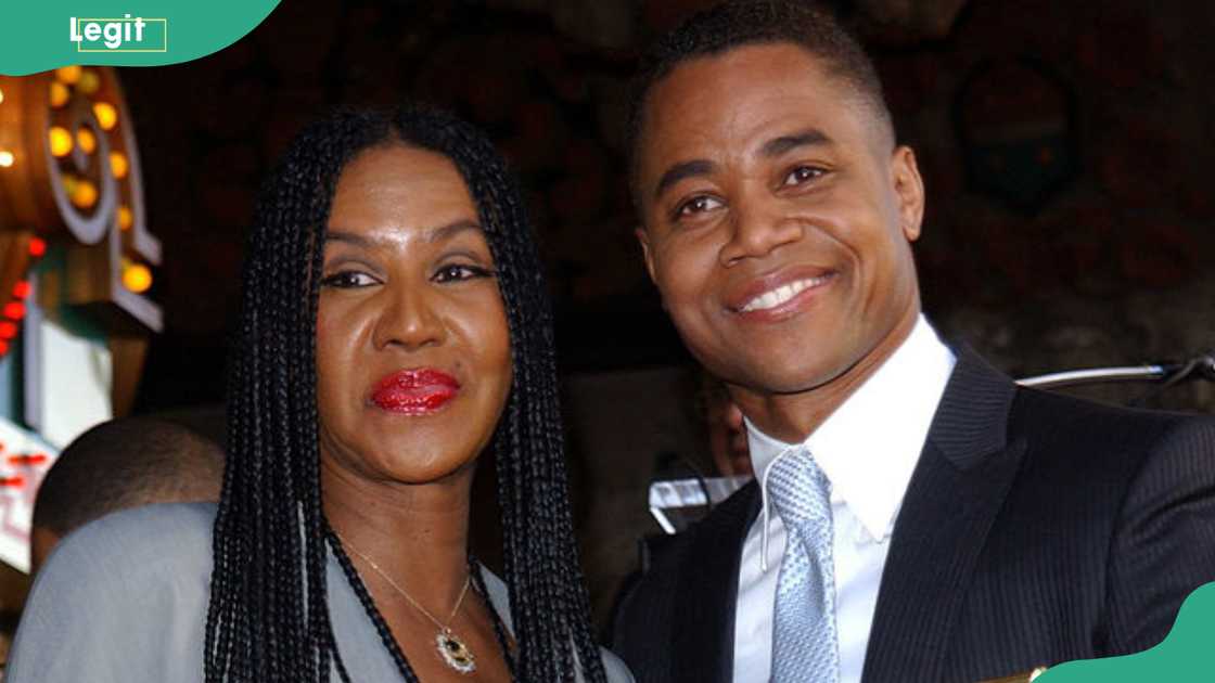 Shirley Gooding and her son, Cuba Gooding, at an award ceremony
