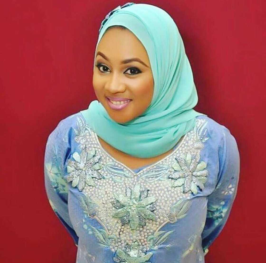 Hotuna: Tsofaffin jaruman Kannywood mata guda 15 da suka dawo harkar fim bayan mutuwar auren su Hotuna: Tsofaffin jaruman Kannywood mata guda 15 da suka dawo harkar fim bayan mutuwar auren su