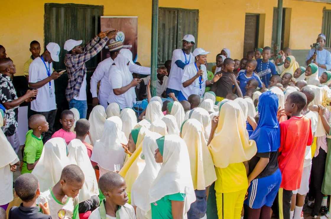 Umar Abdulrasheed Foundation Uplifts Ilorin with Educational Support and Women Empowerment Umar Abdulrasheed Foundation Uplifts Ilorin with Educational Support and Women Empowerment
