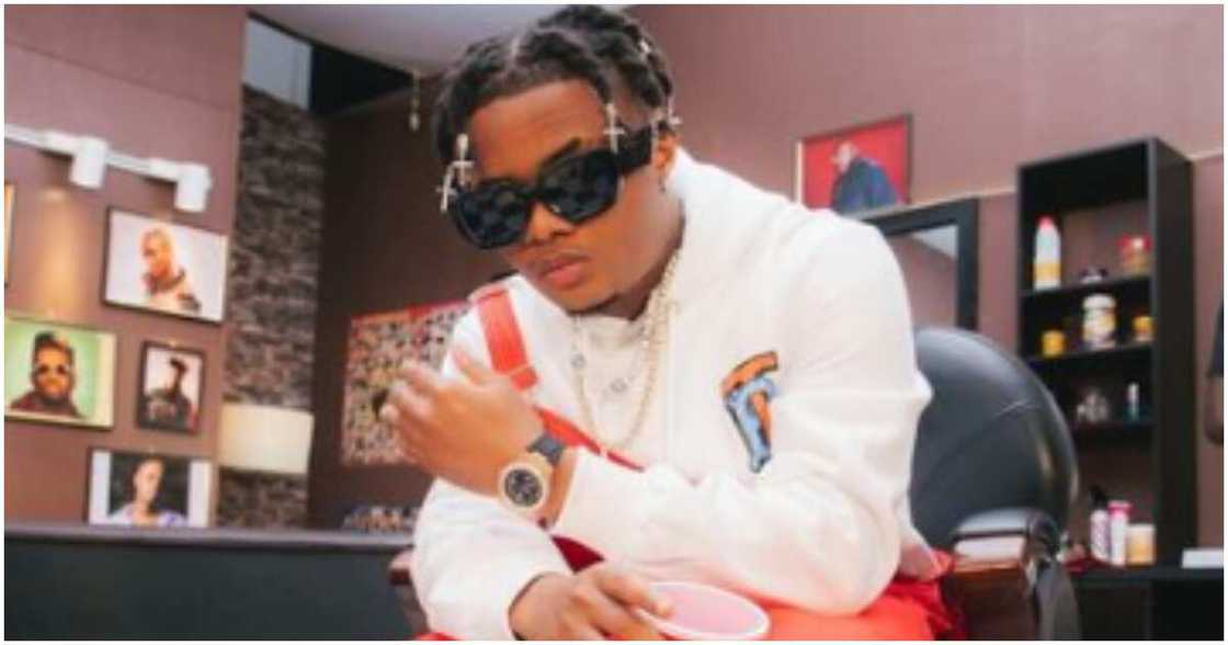 Nigerian singer Crayon Nigerian singer Crayon