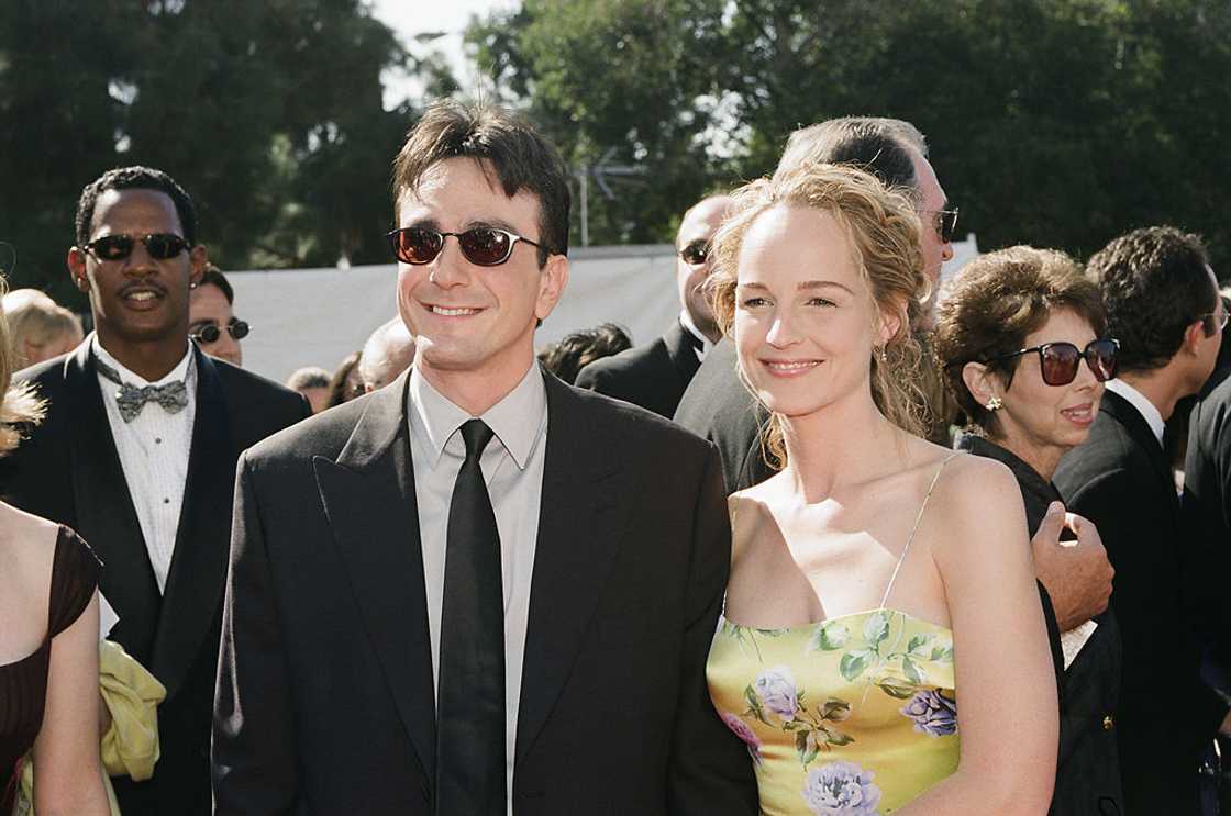 Hank Azaria and Helen Hunt arrive at the 50th Annual Primetime Emmy Awards Hank Azaria and Helen Hunt arrive at the 50th Annual Primetime Emmy Awards
