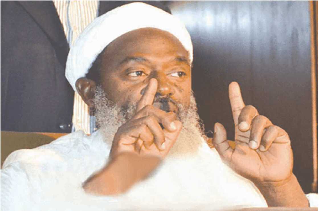 Sheikh Gumi: Ayyana 'yan bindiga matsayin 'yan ta'adda ba zai canja komai ba Sheikh Gumi: Ayyana 'yan bindiga matsayin 'yan ta'adda ba zai canja komai ba
