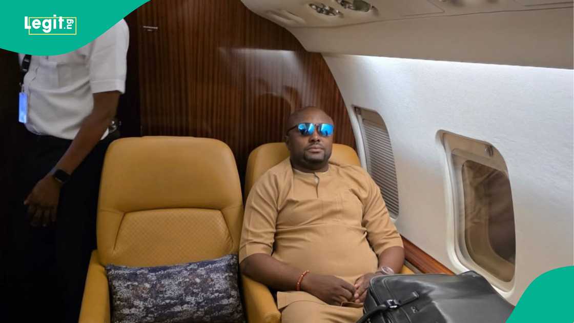 Fans bash Isreal DMW as he shows off big screen TVs for his new house.