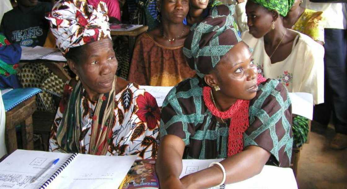 Problems of adult education Problems of adult education