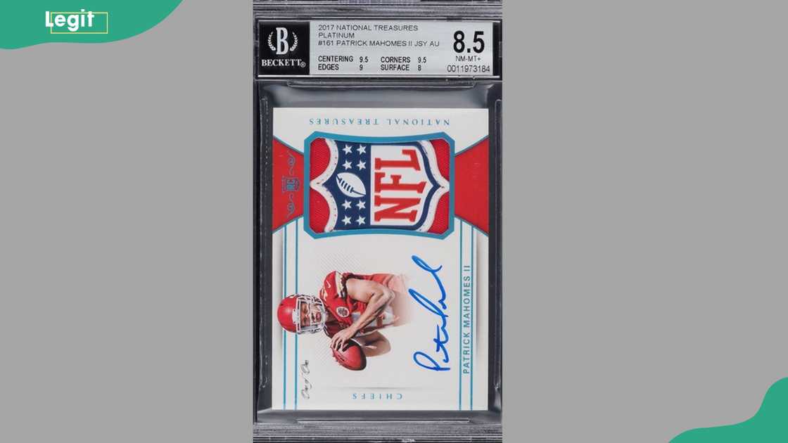 2017 National Treasures NFL Shield Patrick Mahomes II Autograph #161 2017 National Treasures NFL Shield Patrick Mahomes II Autograph #161