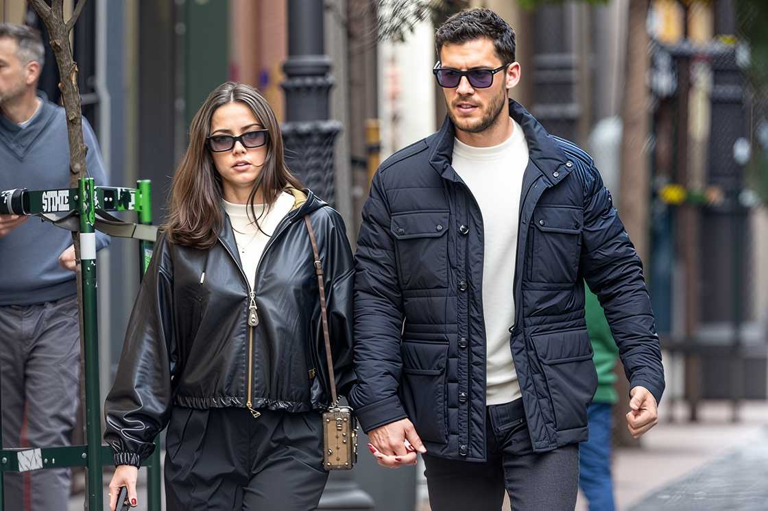 Ana de Armas walks while holding hands with Manuel Anido Cuesta Ana de Armas walks while holding hands with Manuel Anido Cuesta