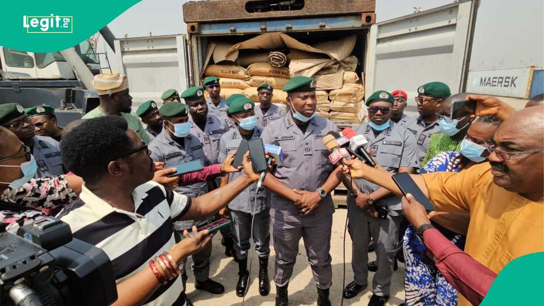 The Nigeria Customs Service (NCS), Kirikiri Lighter Terminal (KLT) Command, has transferred a container of expired raw materials valued at N36.5 million to the National Agency for Food and Drug Administration and Control (NAFDAC).