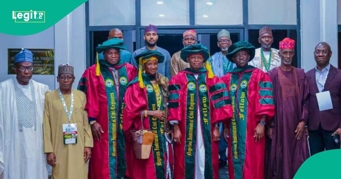 NICE ta ba Abba lambar yabo NICE ta ba Abba lambar yabo