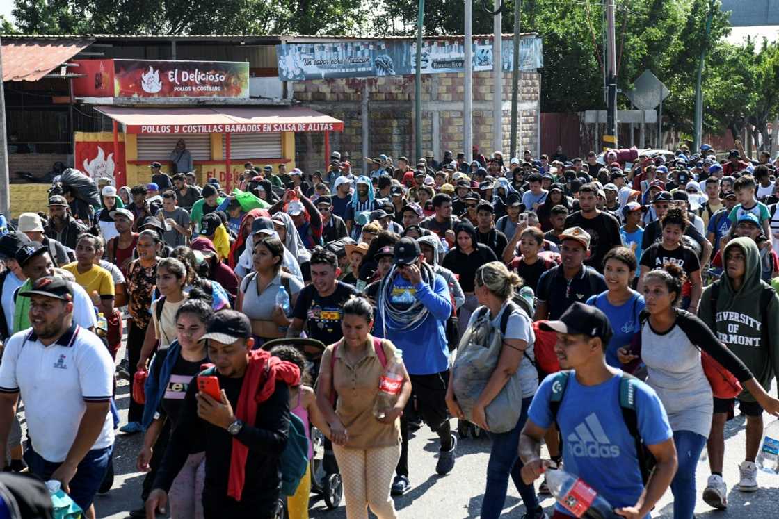 US-bound migrants set off on foot in a caravan in southern Mexico