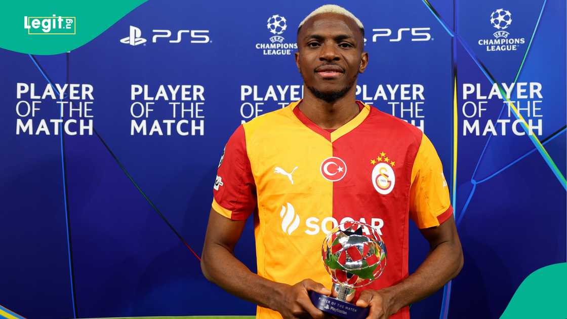 Victor Osimhen poses with the UCL Player Of The Match award against Juventus. Photo by Francesco Scaccianoce Victor Osimhen poses with the UCL Player Of The Match award against Juventus. Photo by Francesco Scaccianoce