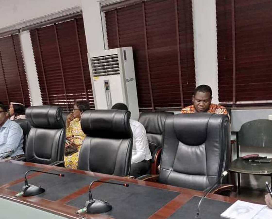 NLC ta yi fatali da ganawa da FG. NLC ta yi fatali da ganawa da FG.