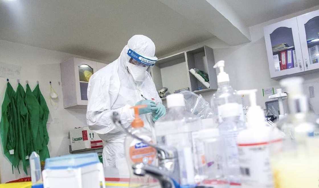 COVID-19: Nigeria's death toll rises to 1434 as disease spreads to 21 states COVID-19: Nigeria's death toll rises to 1434 as disease spreads to 21 states