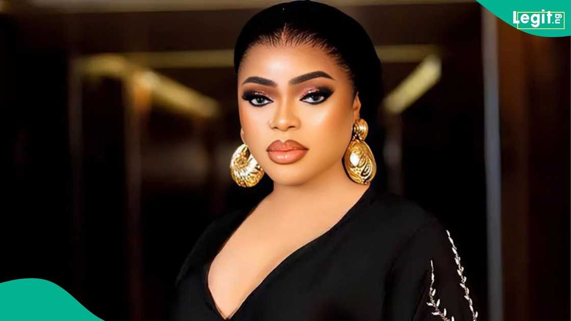 Internet personality Bobrisky defends CEO Luminee and attacks Nigerian celebrities who mock the fashion designer recently Internet personality Bobrisky defends CEO Luminee and attacks Nigerian celebrities who mock the fashion designer recently