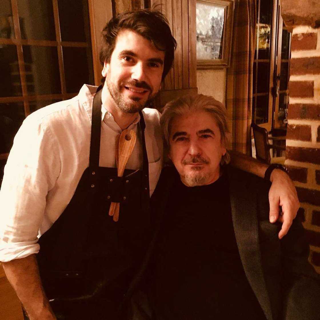 Serge Lama et son fils Frédéric : le chanteur se confie Serge Lama et son fils Frédéric : le chanteur se confie