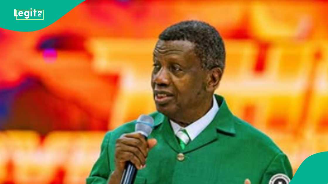 Pastor Adeboye requested 10 people to donate N1 billion each. Pastor Adeboye requested 10 people to donate N1 billion each.
