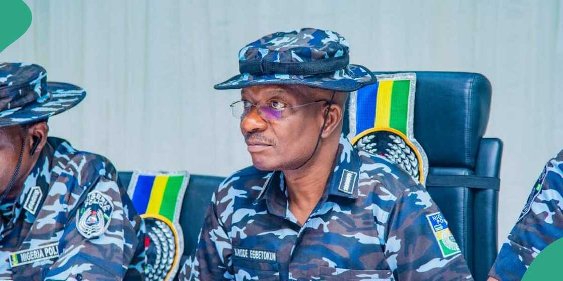 Man Cuts Off Friend’s Hand Over Soft Drink in Ogun Man Cuts Off Friend’s Hand Over Soft Drink in Ogun