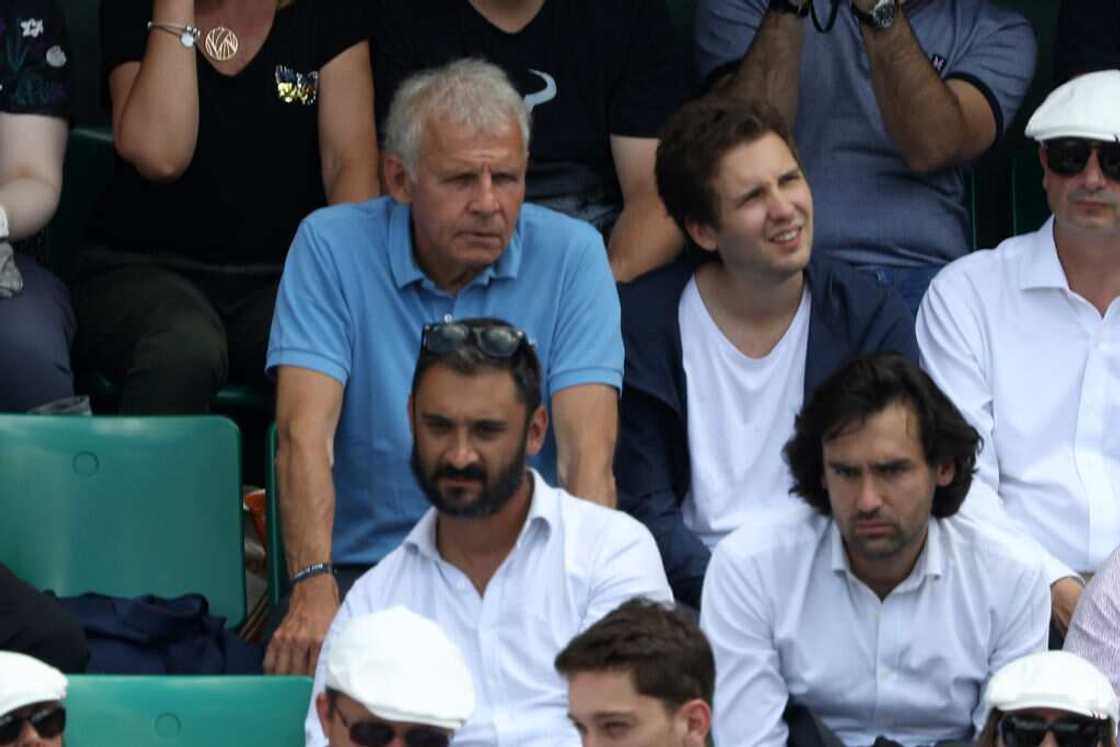 Qui est François, le fils de Claire Chazal et Patrick Poivre d’Arvor ? Qui est François, le fils de Claire Chazal et Patrick Poivre d’Arvor ?