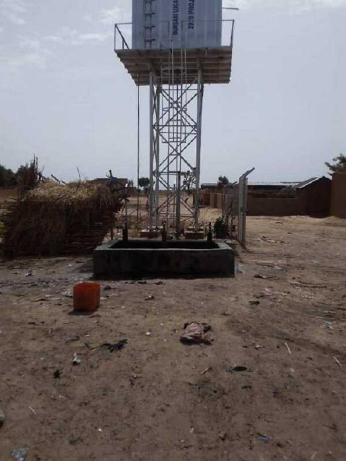 Boko Haram: Yadda Dapchi ta koma 'kufai' bayan harin 'yan ta'adda (Hotuna) Boko Haram: Yadda Dapchi ta koma 'kufai' bayan harin 'yan ta'adda (Hotuna)