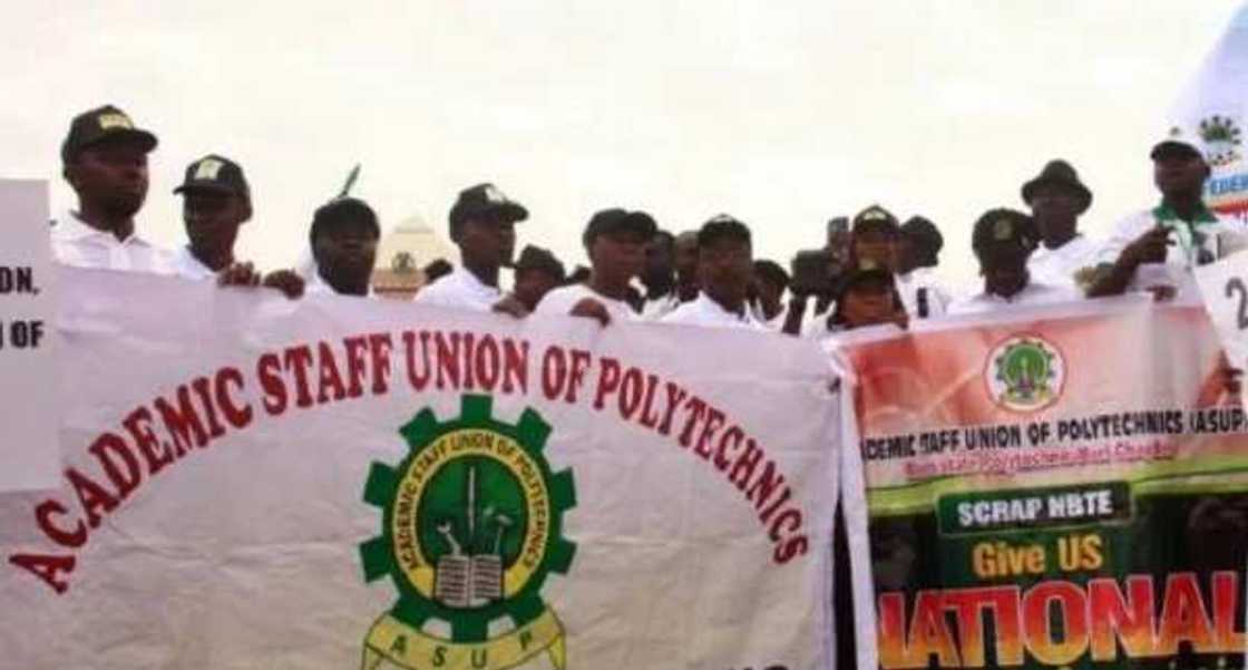 Kungiyar malaman Kwalejojin Fasaha za ta shiga yajin aikin gama gari Kungiyar malaman Kwalejojin Fasaha za ta shiga yajin aikin gama gari