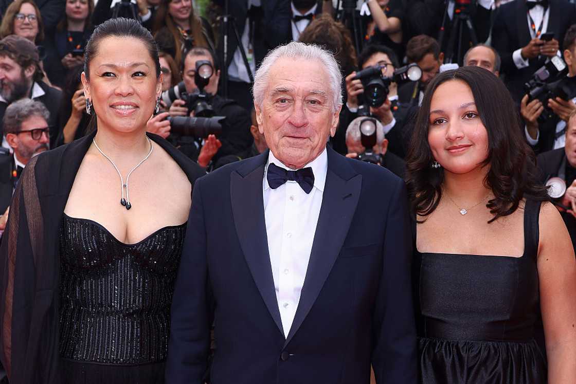 Tiffany Chen, Robert De Niro, and their daughter Helen Grace De Niro Tiffany Chen, Robert De Niro, and their daughter Helen Grace De Niro
