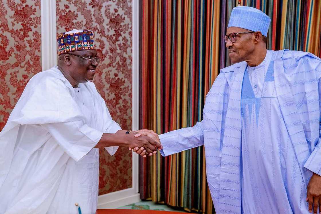 Buhari, Lawan Buhari, Lawan