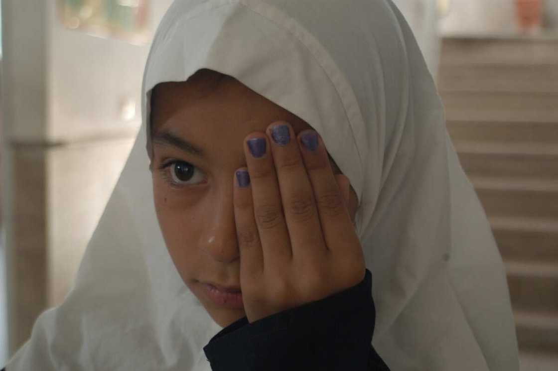 Babbar magana: Likitoci sun kasa gano dalilin da ya sa ƴar shekara 15 ke kukan jini